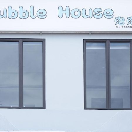 Bubble House Semporna 泡泡屋 Apartment Exterior foto