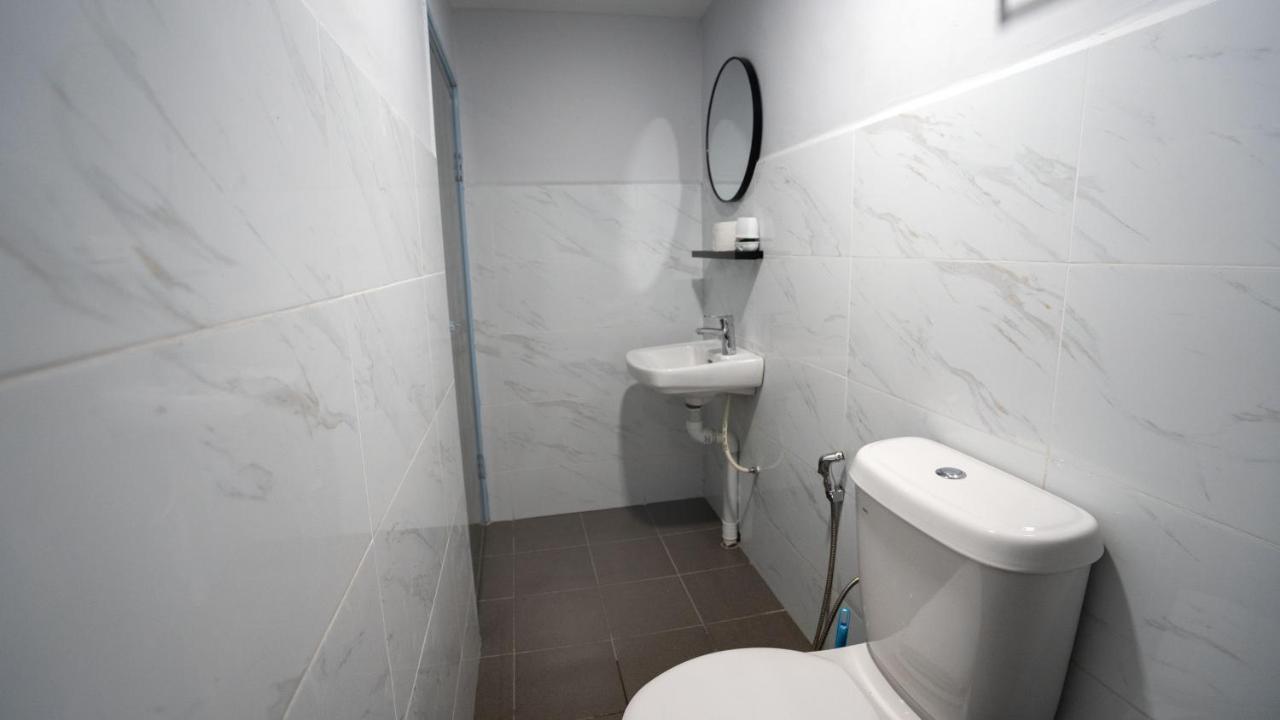 Bubble House Semporna 泡泡屋 Apartment Exterior foto
